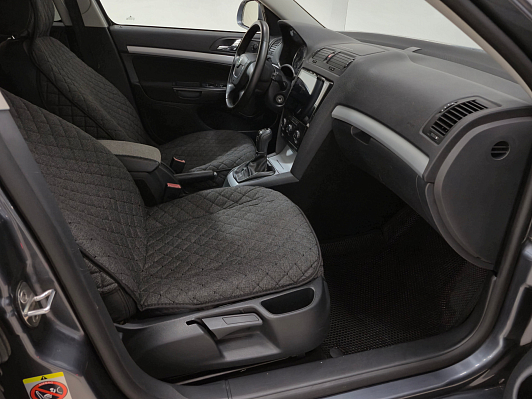 Skoda Octavia Ambition, 2011 года, пробег 113522 км