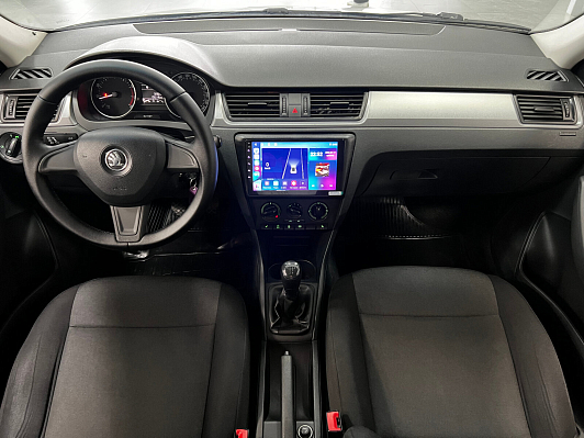 Skoda Rapid Ambition, 2015 года, пробег 150111 км
