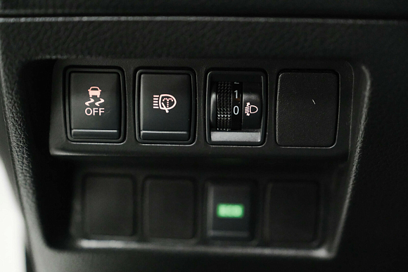 Nissan Qashqai LE, 2014 года, пробег 210800 км