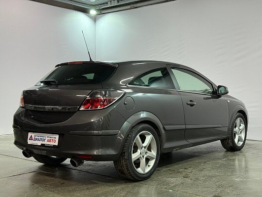 Opel Astra, 2010 года, пробег 252000 км