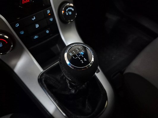 Chevrolet Cruze LS, 2012 года, пробег 210698 км