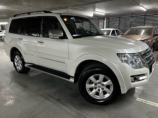 Mitsubishi Pajero Instyle, 2021 года, пробег 43517 км