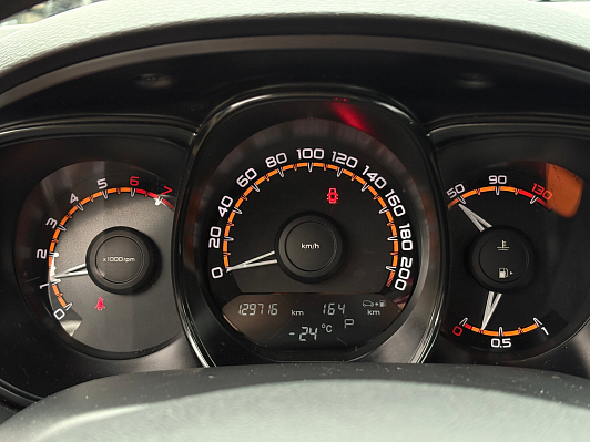 Lada (ВАЗ) Vesta Comfort, 2021 года, пробег 129688 км