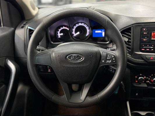 Lada (ВАЗ) XRAY Optima Air conditioner (2018), 2018 года, пробег 83000 км
