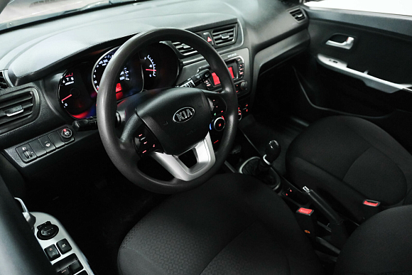 Kia Rio, 2013 года, пробег 245800 км