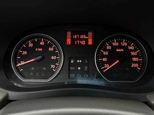 Renault Sandero Expression, 2011 года, пробег 137000 км