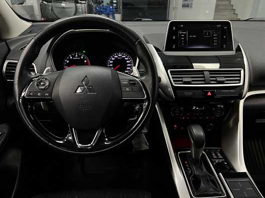 Mitsubishi Eclipse Cross Instyle, 2018 года, пробег 74000 км