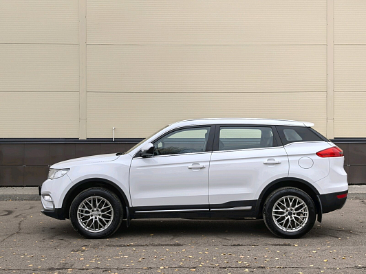 Geely Atlas Luxury, 2018 года, пробег 153699 км