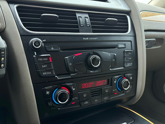 Audi A4, 2010 года, пробег 219615 км