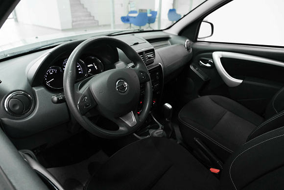 Nissan Terrano Elegance, 2019 года, пробег 20000 км