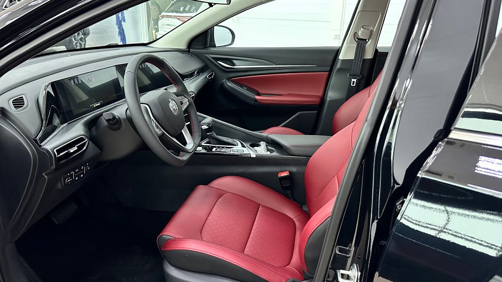 Changan Eado Plus DLX, черный