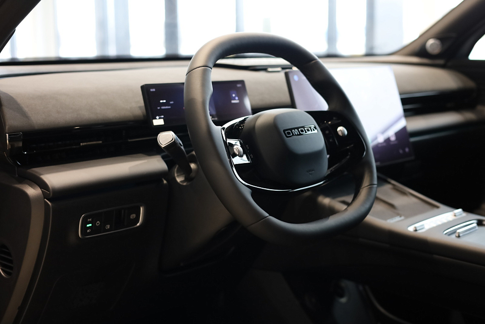 Omoda C7 Lifestyle, серебряный