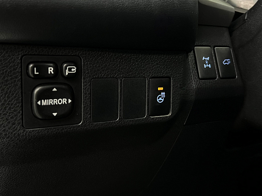Toyota RAV4, 2018 года, пробег 140740 км