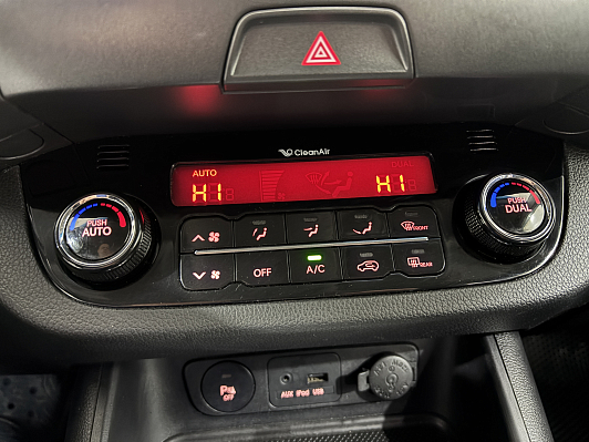 Kia Sportage Luxe, 2012 года, пробег 185864 км