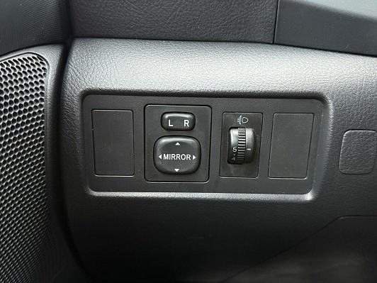 Toyota Corolla Verso, 2008 года, пробег 261118 км