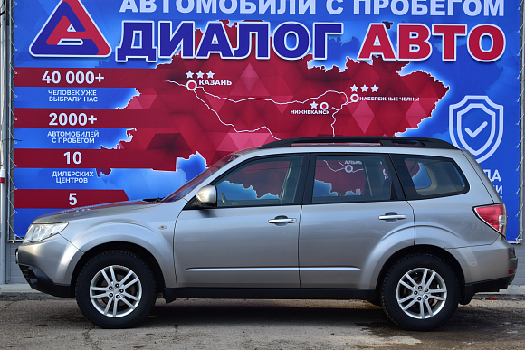 Subaru Forester 2.0XS (VR), 2009 года, пробег 195500 км