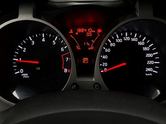 Nissan Juke SE Sport, 2013 года, пробег 188408 км