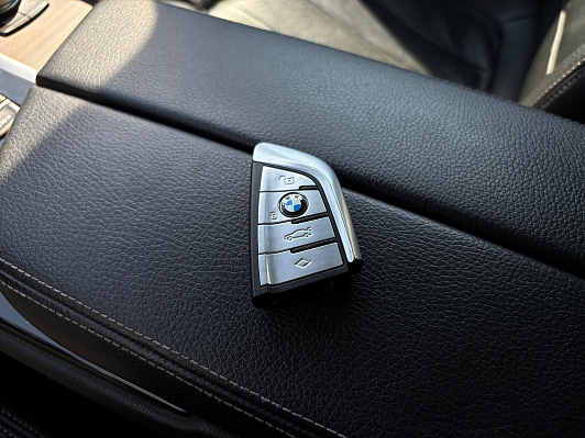 BMW 5 серии, 2019 года, пробег 148957 км