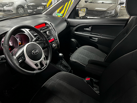 Kia Venga Luxe, 2013 года, пробег 194000 км