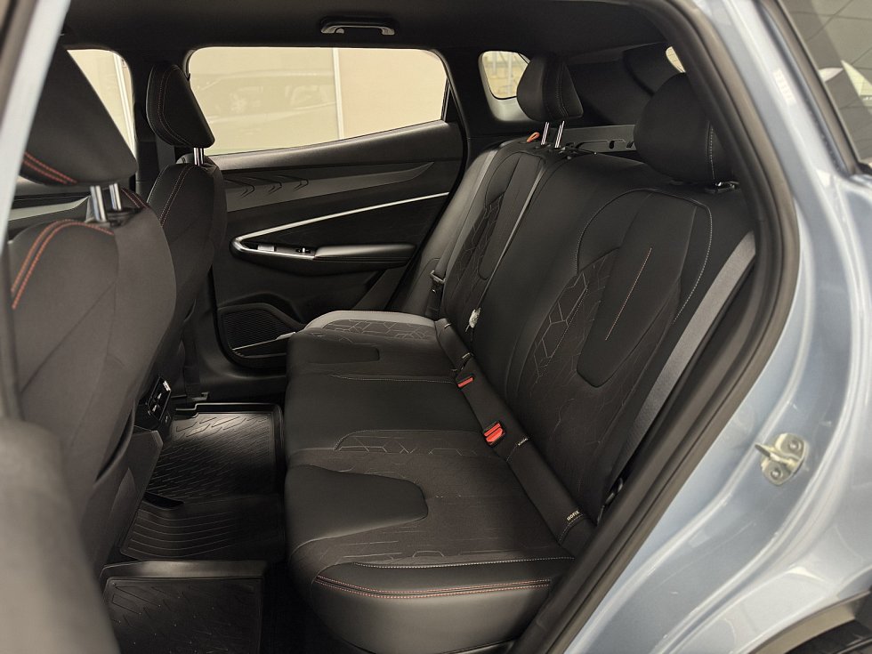 Geely Cityray Люкс, голубой