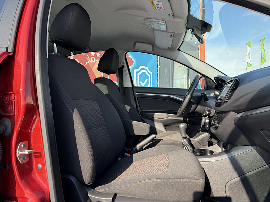 Lada (ВАЗ) Vesta Comfort Multimedia (2018-2019), 2017 года, пробег 64000 км