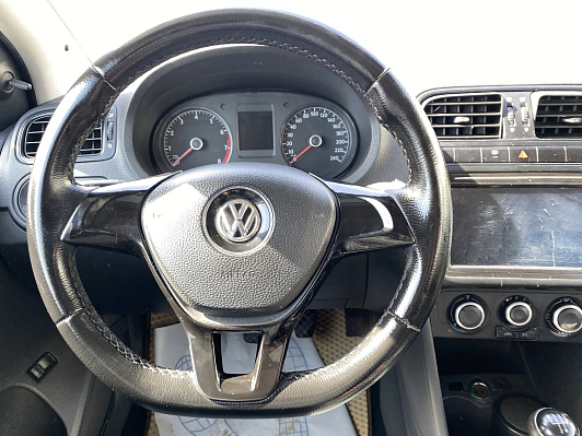 Volkswagen Polo Drive, 2018 года, пробег 133199 км