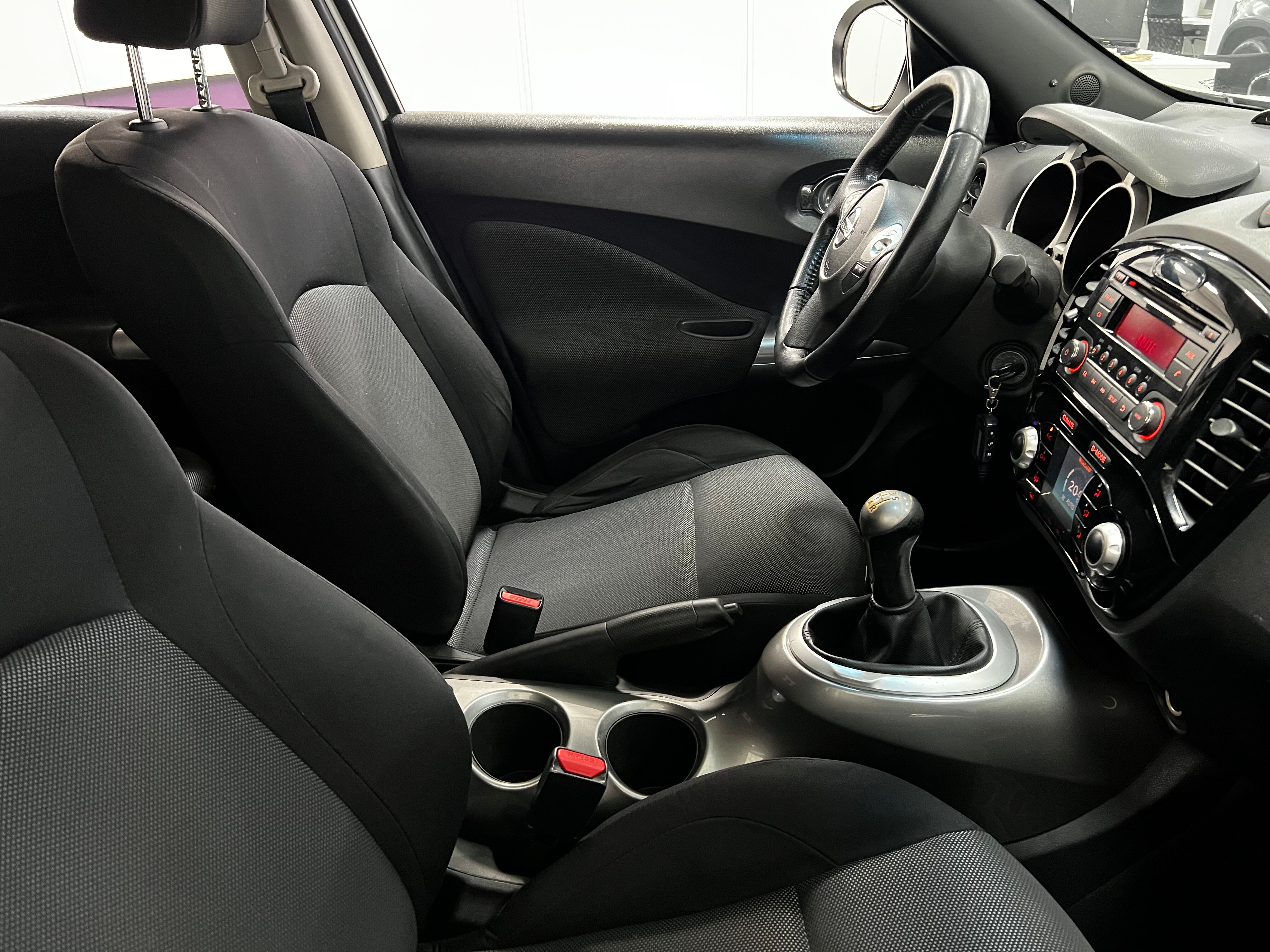 Nissan Juke SE+ Sport, 2013 года, пробег 166000 км