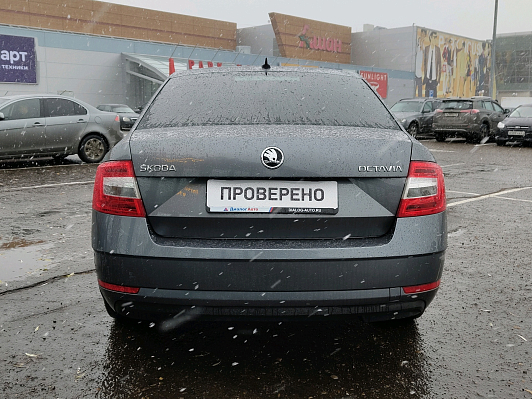 Skoda Octavia Style, 2018 года, пробег 150000 км