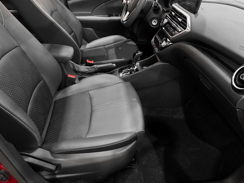 Changan Alsvin Люкс, красный