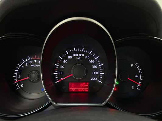 Kia Rio, 2015 года, пробег 58220 км