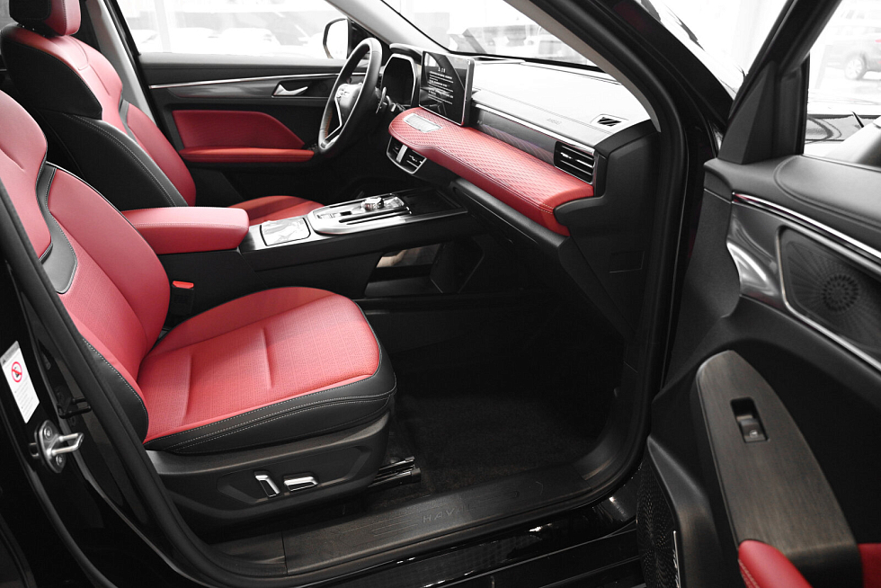 Haval Jolion Tech+, черный