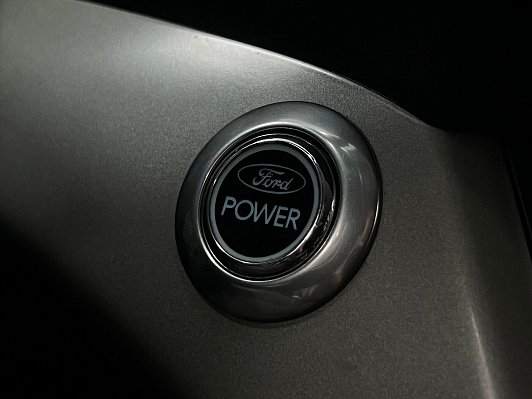Ford Kuga Trend Plus, 2014 года, пробег 270000 км