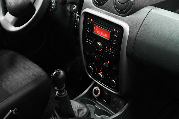 Renault Duster Authentique, 2015 года, пробег 124500 км