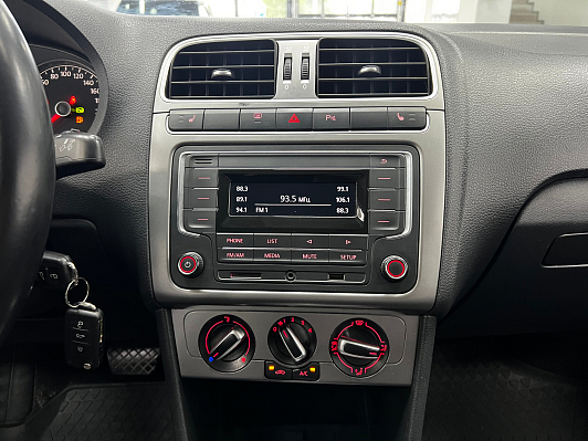 Volkswagen Polo Comfortline, 2020 года, пробег 166819 км