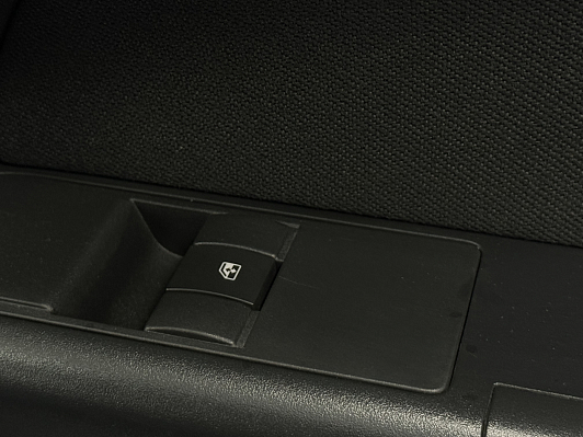 Opel Astra, 2011 года, пробег 245000 км