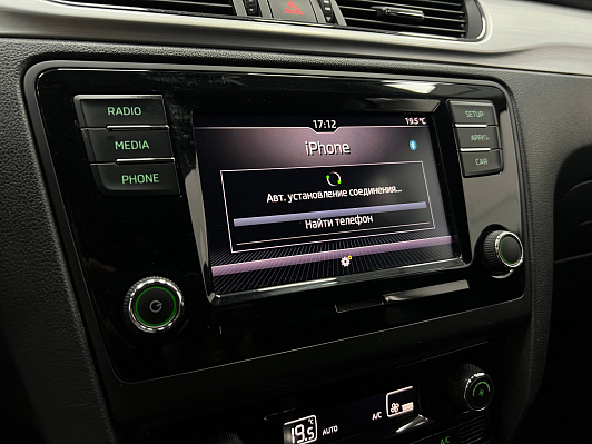 Skoda Rapid Style, 2019 года, пробег 129259 км