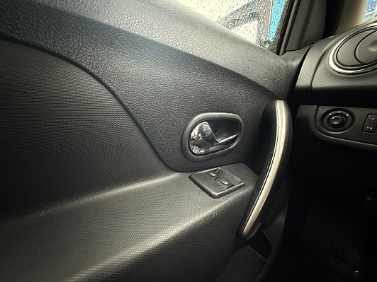 Renault Sandero Privilege, 2015 года, пробег 74000 км