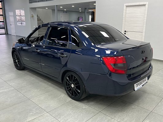 Lada (ВАЗ) Granta, 2013 года, пробег 230533 км