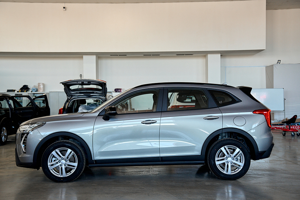 Haval Jolion Оптимум, серый