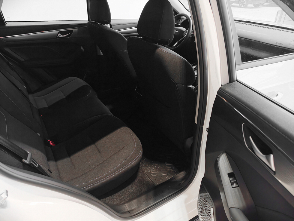 Haval Jolion Оптимум, белый