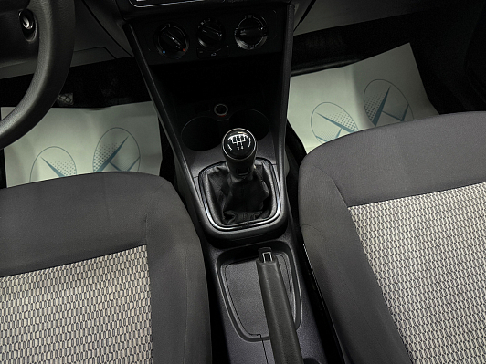 Volkswagen Polo Trendline, 2014 года, пробег 121625 км