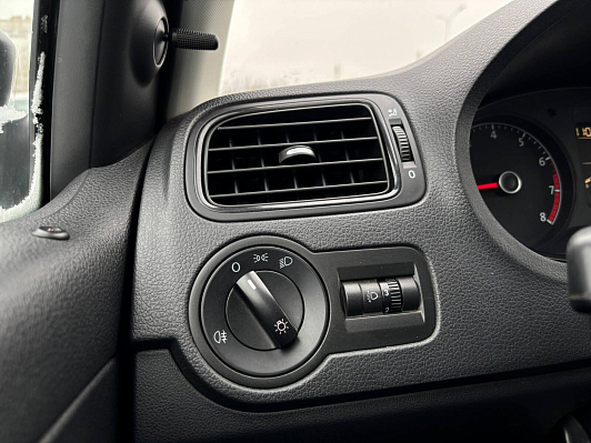 Volkswagen Polo Trendline, 2020 года, пробег 113340 км