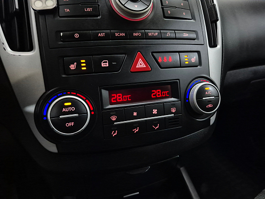 Kia Ceed, 2010 года, пробег 179999 км