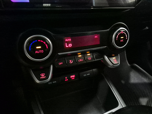Kia Rio Prestige, 2017 года, пробег 203041 км