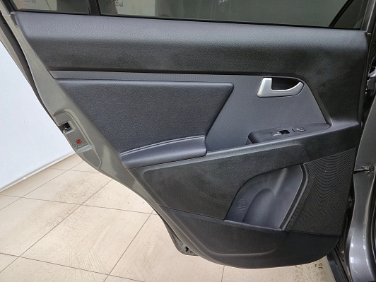 Kia Sportage Prestige, 2012 года, пробег 290855 км