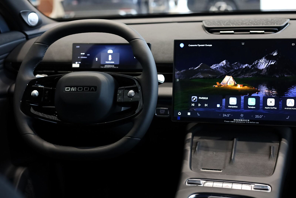 Omoda C7 Supreme, серебряный