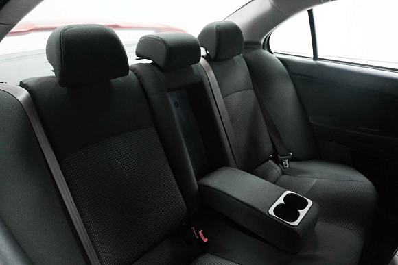 Mitsubishi Lancer, 2011 года, пробег 256000 км