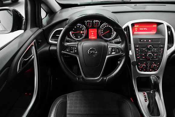 Opel Astra Sport, 2013 года, пробег 184000 км