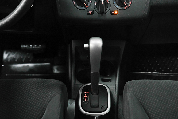 Nissan Tiida, 2012 года, пробег 102709 км