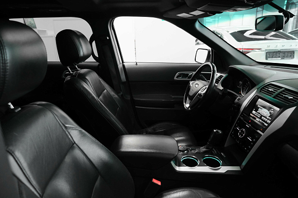 Ford Explorer, 2013 года, пробег 188000 км